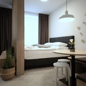 Honest Smichov Apartamento Praga
